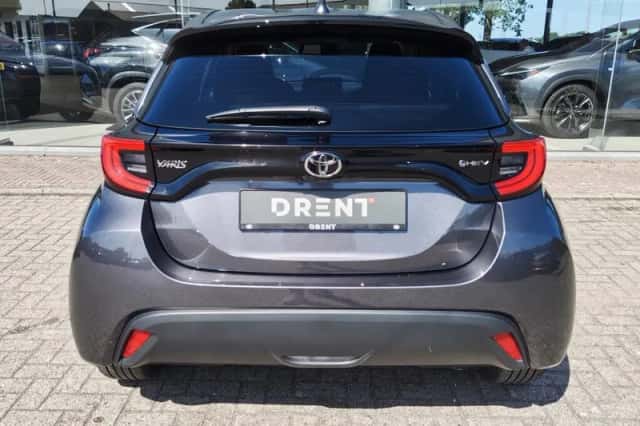 Toyota Yaris (2024) thumbnail 7