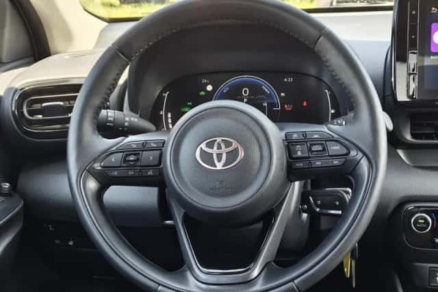 Toyota Yaris (2024) thumbnail 9