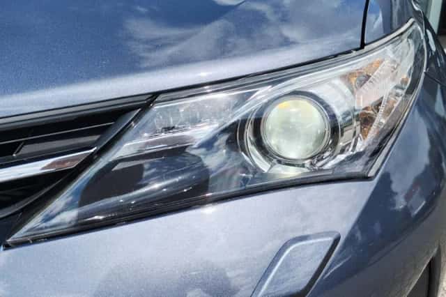 Toyota Auris (2015) thumbnail 36