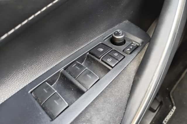 Toyota Corolla (2020) thumbnail 24