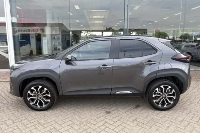 Toyota Yaris Cross (2026) thumbnail 3