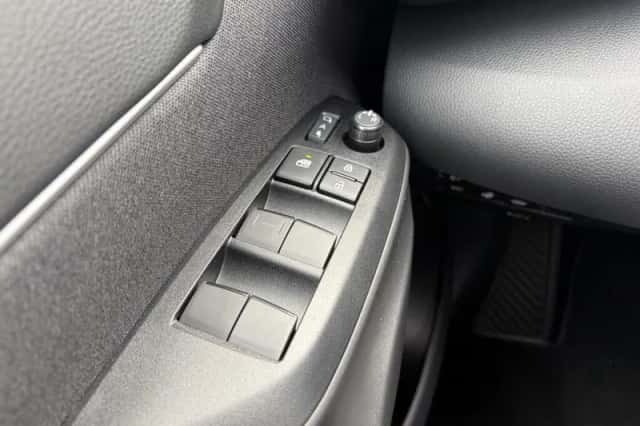 Toyota Yaris Cross (2026) thumbnail 26