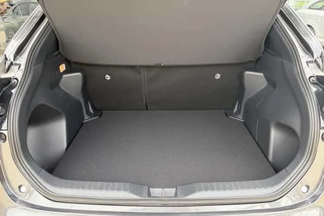Toyota Yaris Cross (2026) thumbnail 35