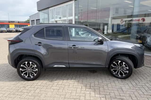 Toyota Yaris Cross (2026) thumbnail 5