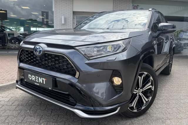 Toyota RAV4 (2022) thumbnail 2