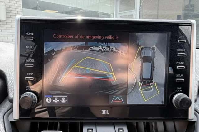 Toyota RAV4 (2022) thumbnail 21