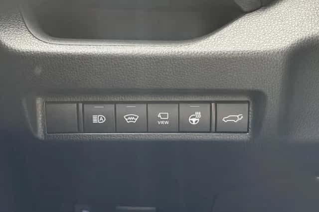 Toyota RAV4 (2022) thumbnail 31