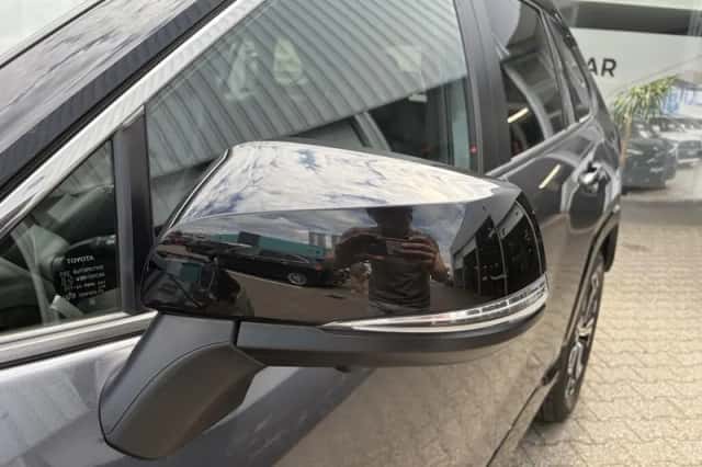 Toyota RAV4 (2022) thumbnail 45