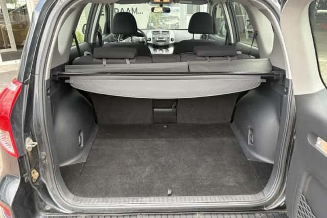 Toyota RAV4 (2006) thumbnail 26