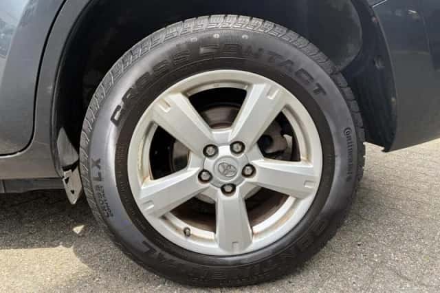 Toyota RAV4 (2006) thumbnail 28