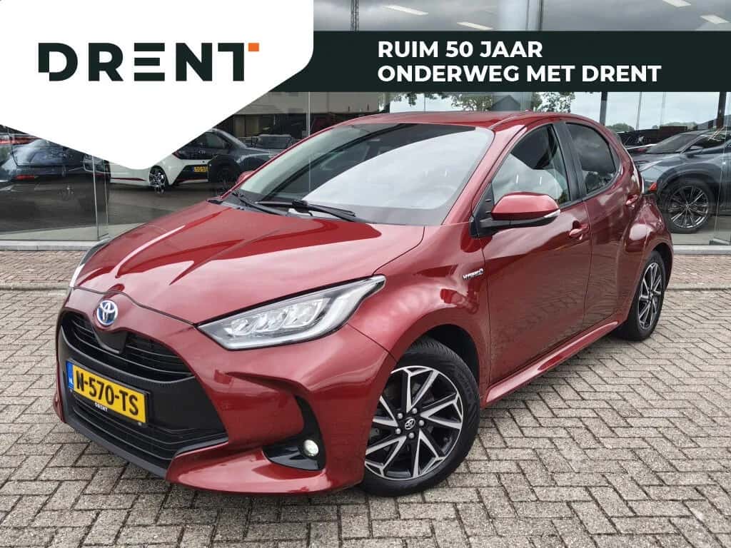 Toyota Yaris (2021) — foto 1