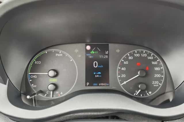Toyota Yaris (2021) thumbnail 11