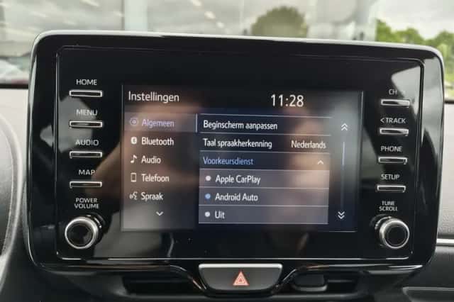 Toyota Yaris (2021) thumbnail 18