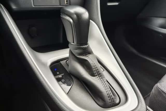 Toyota Yaris (2021) thumbnail 21