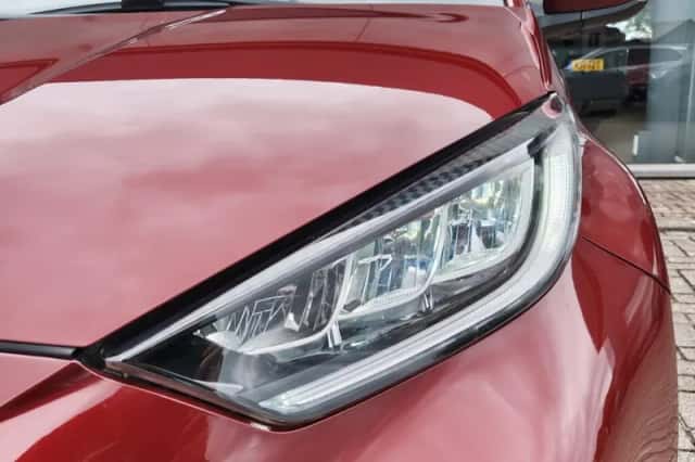 Toyota Yaris (2021) thumbnail 32