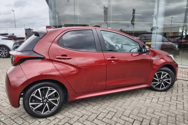 Toyota Yaris (2021) thumbnail 5