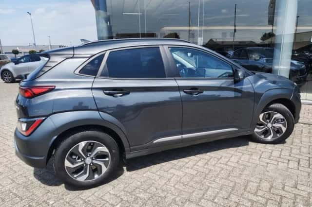 Hyundai Kona (2021) thumbnail 5
