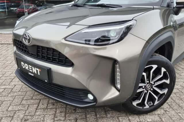Toyota Yaris Cross (2025) thumbnail 2