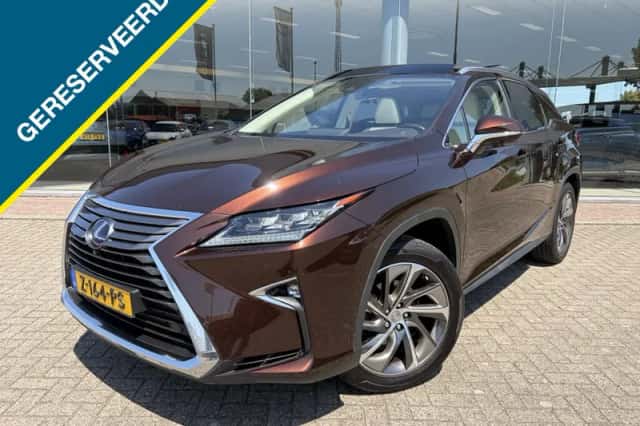 Lexus RX (2017) thumbnail 1