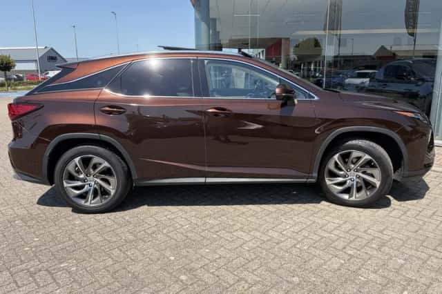 Lexus RX (2017) thumbnail 5