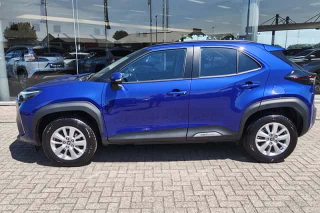 Toyota Yaris Cross (2025) thumbnail 3