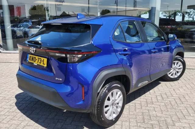 Toyota Yaris Cross (2025) thumbnail 4