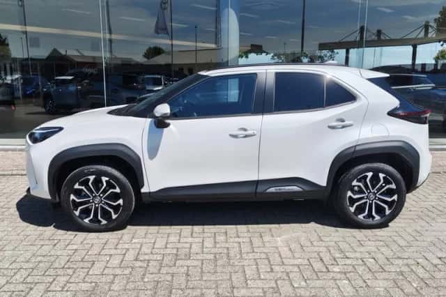 Toyota Yaris Cross (2025) thumbnail 3