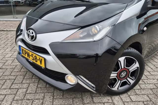Toyota Aygo (2017) thumbnail 3