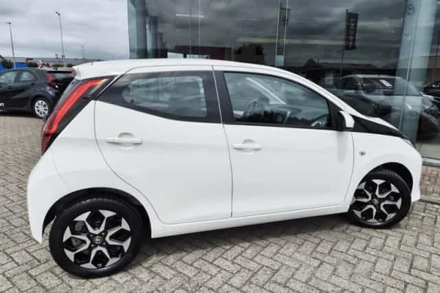 Toyota Aygo (2019) thumbnail 5