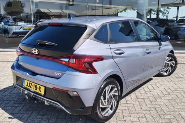 Hyundai i20 (2024) thumbnail 4