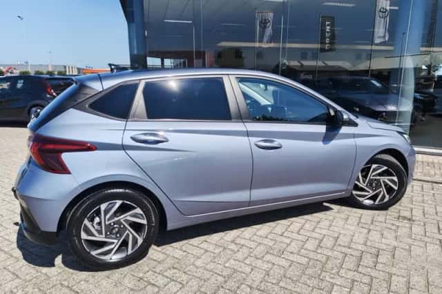 Hyundai i20 (2024) thumbnail 5
