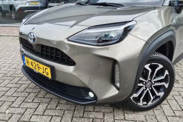 Toyota Yaris Cross (2022) thumbnail 2
