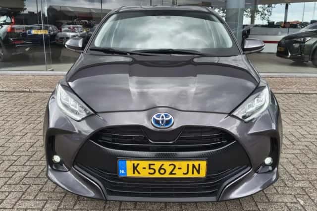 Toyota Yaris (2020) thumbnail 6