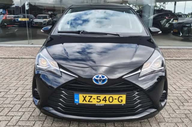Toyota Yaris (2019) thumbnail 6