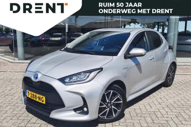 Toyota Yaris (2020) thumbnail 1