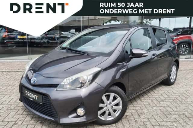 Toyota Yaris (2014) thumbnail 1