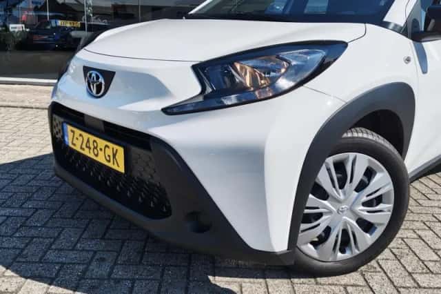 Toyota Aygo (2024) thumbnail 2