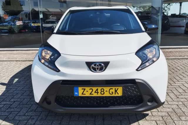 Toyota Aygo (2024) thumbnail 6