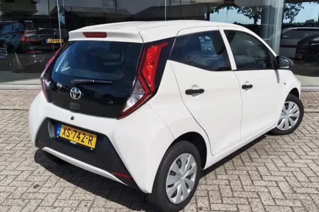 Toyota Aygo (2019) thumbnail 4