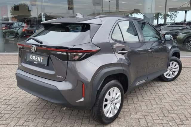Toyota Yaris Cross (2025) thumbnail 4