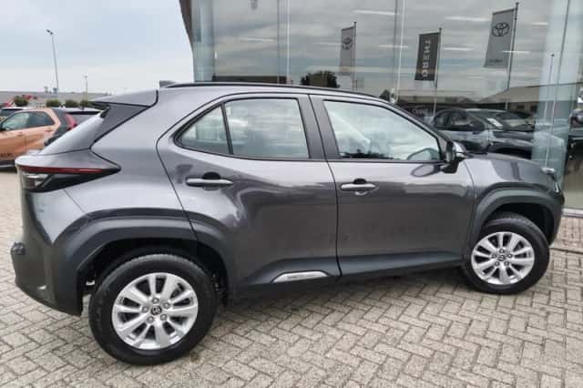 Toyota Yaris Cross (2025) thumbnail 5