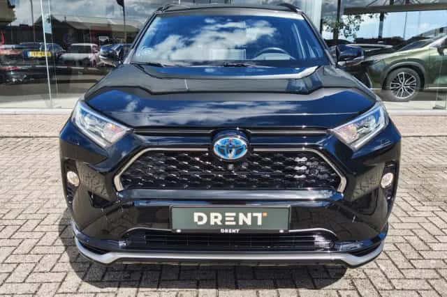 Toyota RAV4 (2021) thumbnail 6