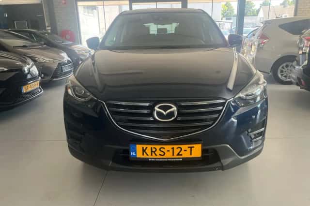 Mazda CX-5 (2016) thumbnail 2