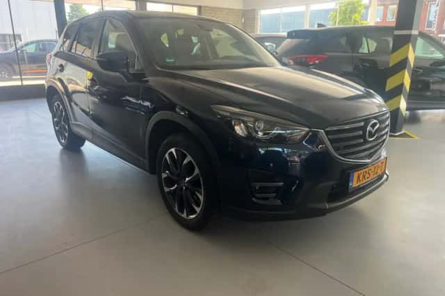 Mazda CX-5 (2016) thumbnail 3