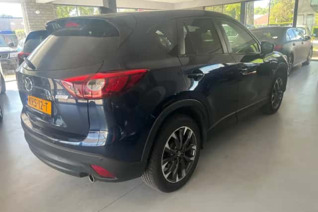 Mazda CX-5 (2016) thumbnail 4