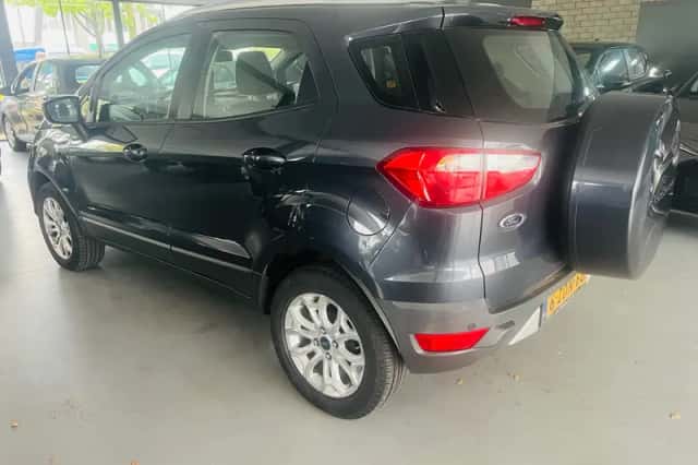 Ford EcoSport (2014) thumbnail 6