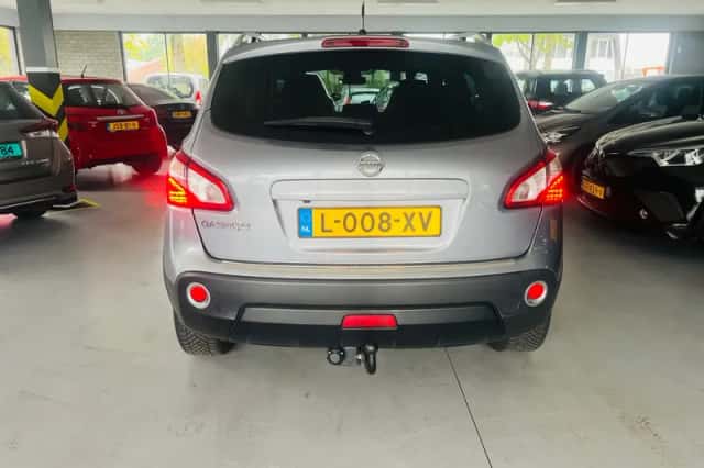 Nissan Qashqai (2013) thumbnail 5