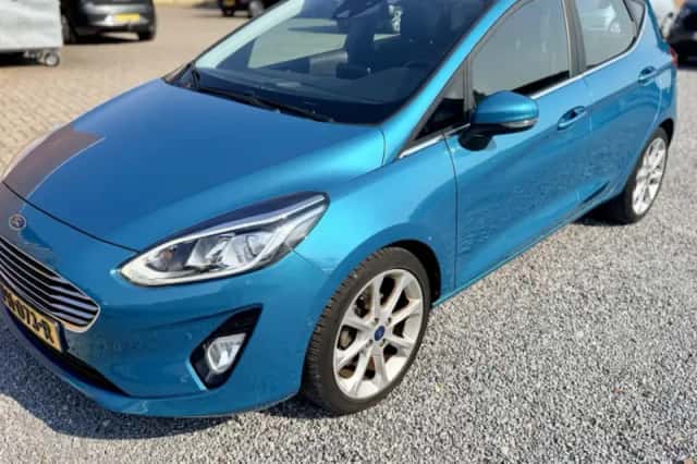 Ford Fiesta (2017) thumbnail 1