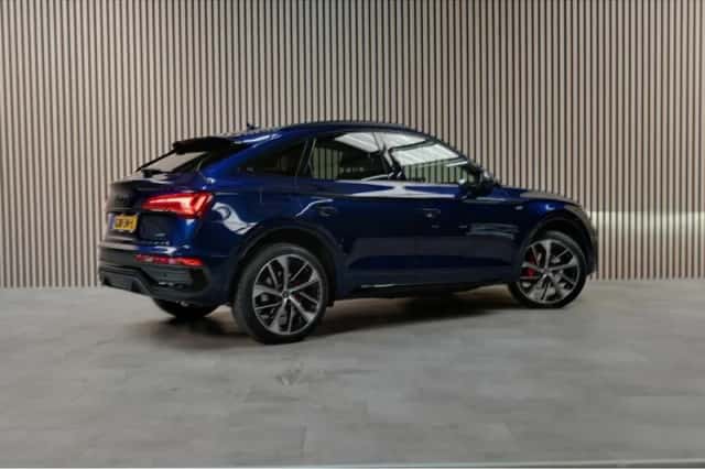 Audi  (2023) thumbnail 2