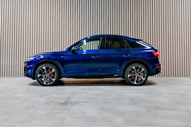 Audi  (2023) thumbnail 3